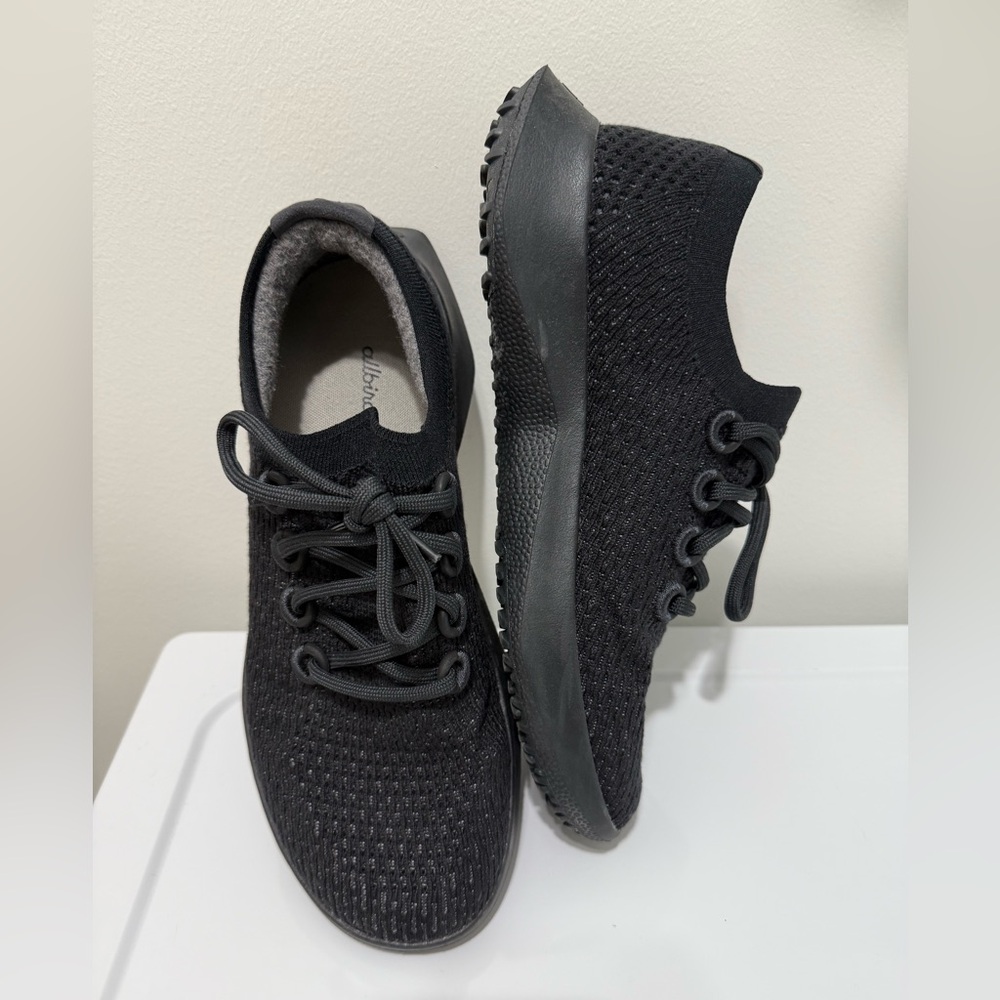Men’s allbirds black sneakers